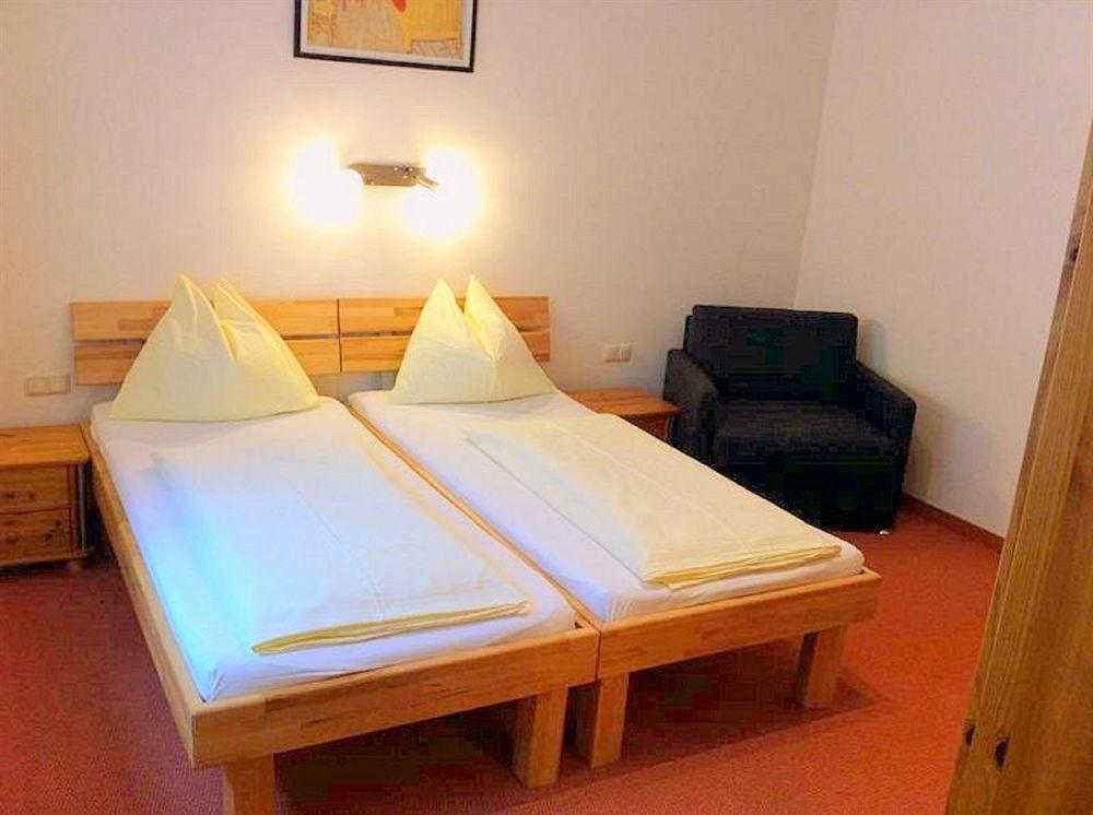 זלצבורג Hotel Drei Kreuz מראה חיצוני תמונה